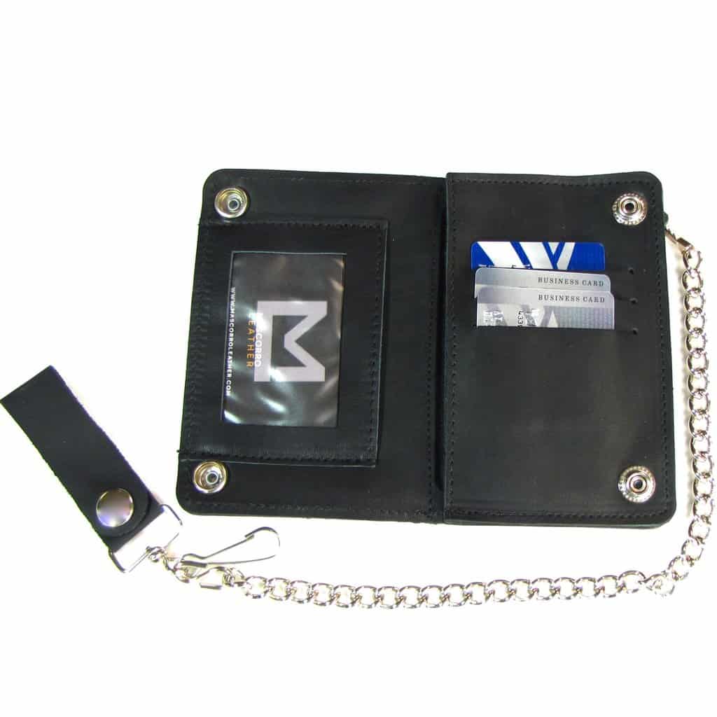 Short Bi-Fold Leather Wallet w/ Chain