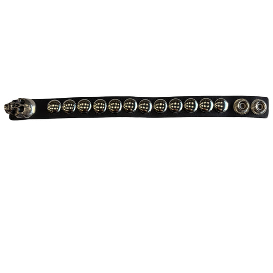 Skull Studded Wristband Snapp