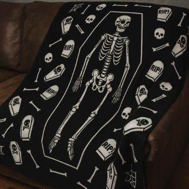 Pillows & Blankets