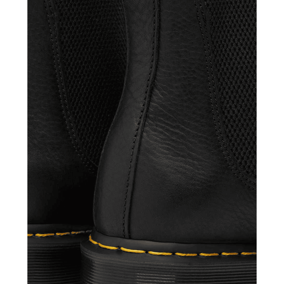 Dr. Martens 2976 Leather Chelsea Boots Black Ambassador