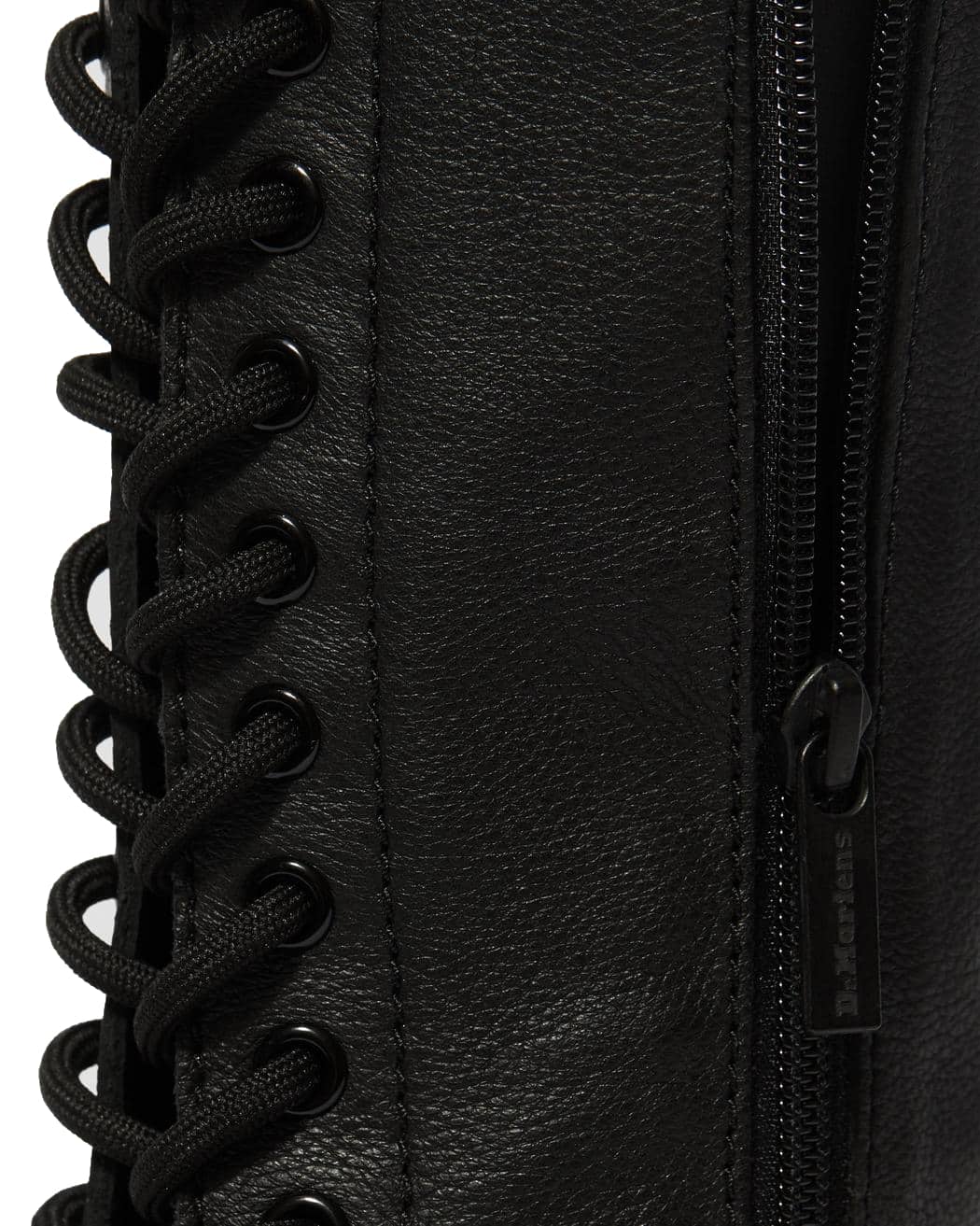 Dr. Martens 1B60 Black Virginia 20-Eye Boot